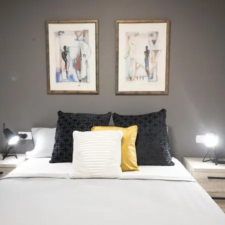 Apartamento Pink Urban Τορεβιέχα